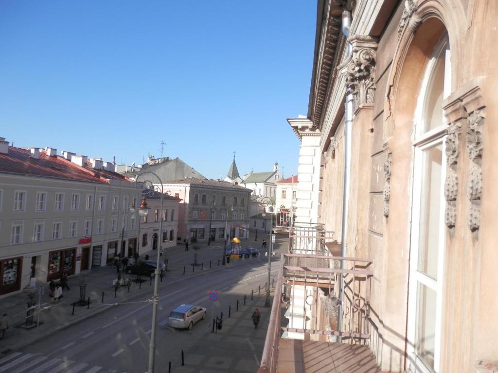 Hostel Krolewska Люблин Экстерьер фото